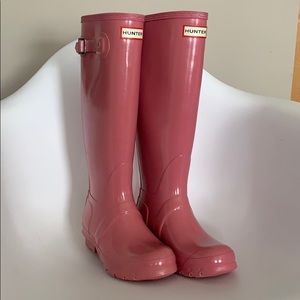 Hunter Pink Gloss Boots